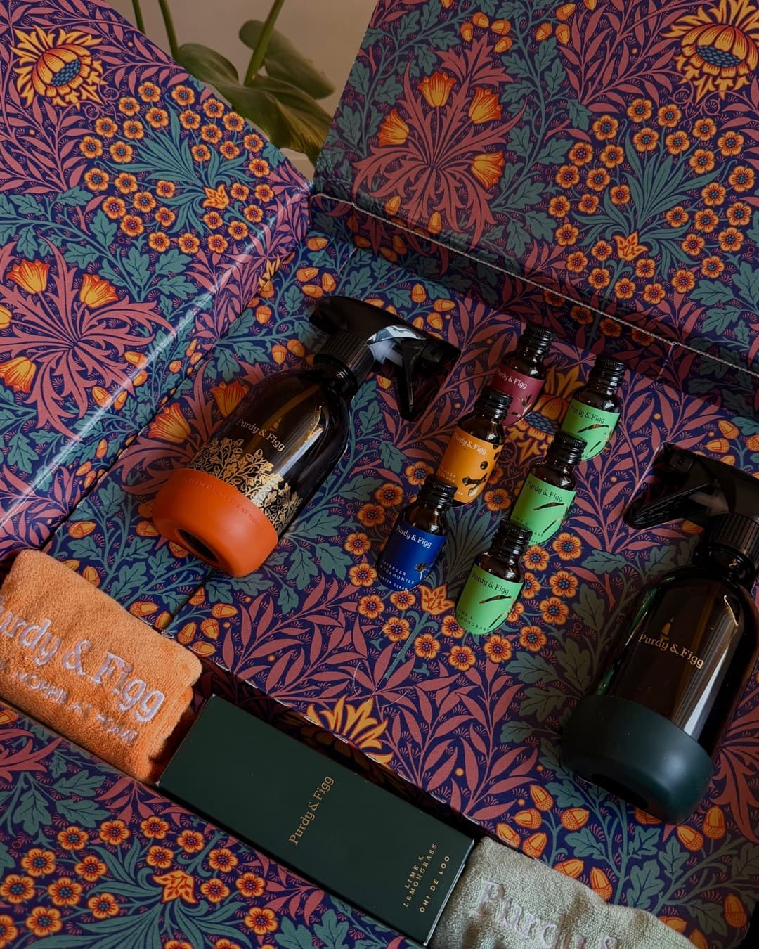 Purdy & Figg · Flatlay ad
