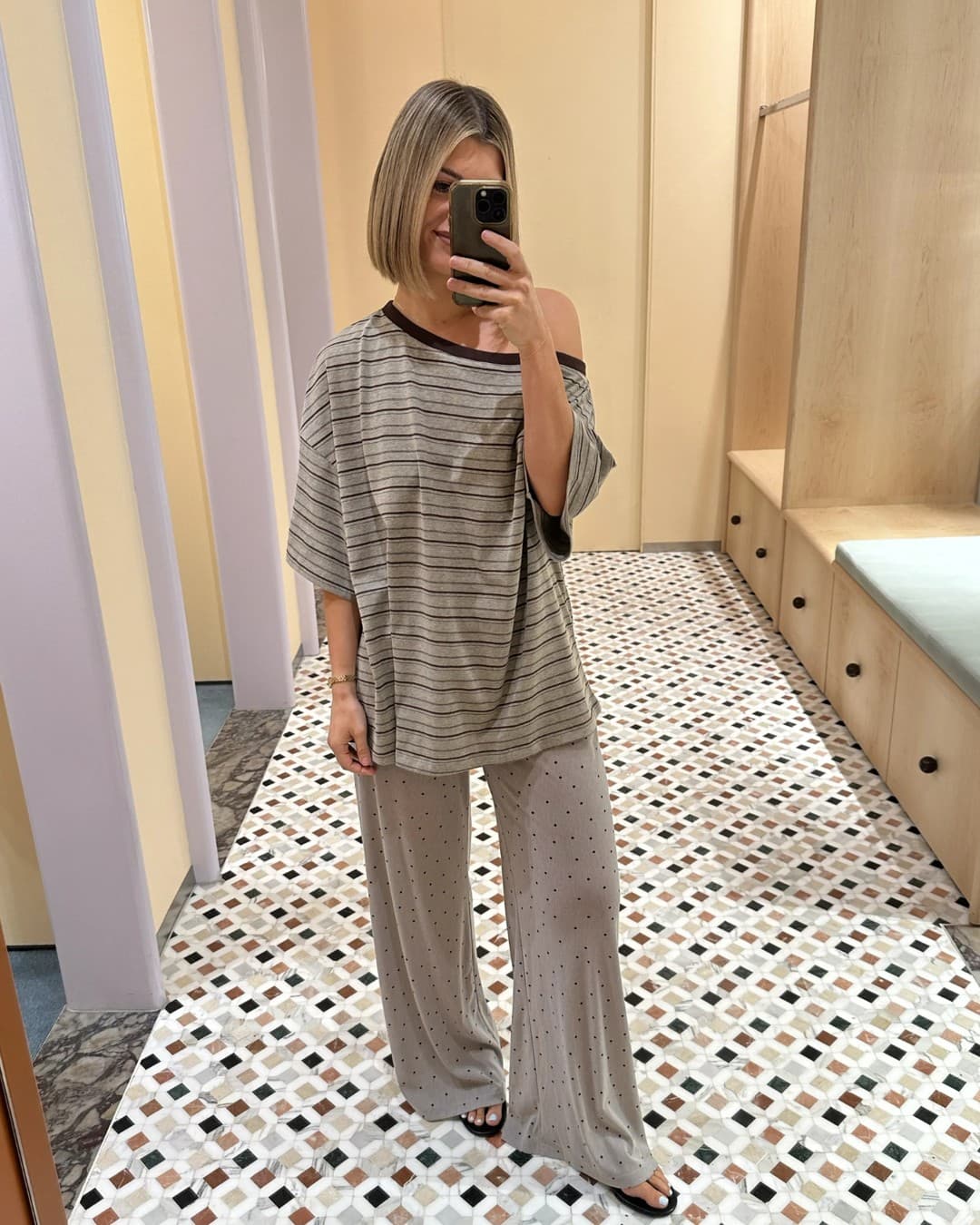 VRG GRL · UGC Selfie ad