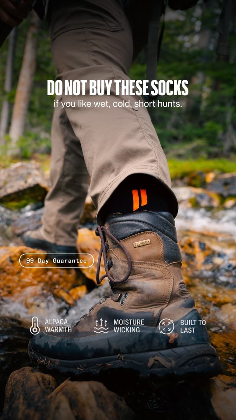 Hollow Alpaca Socks · Feature Benefit Pointout ad