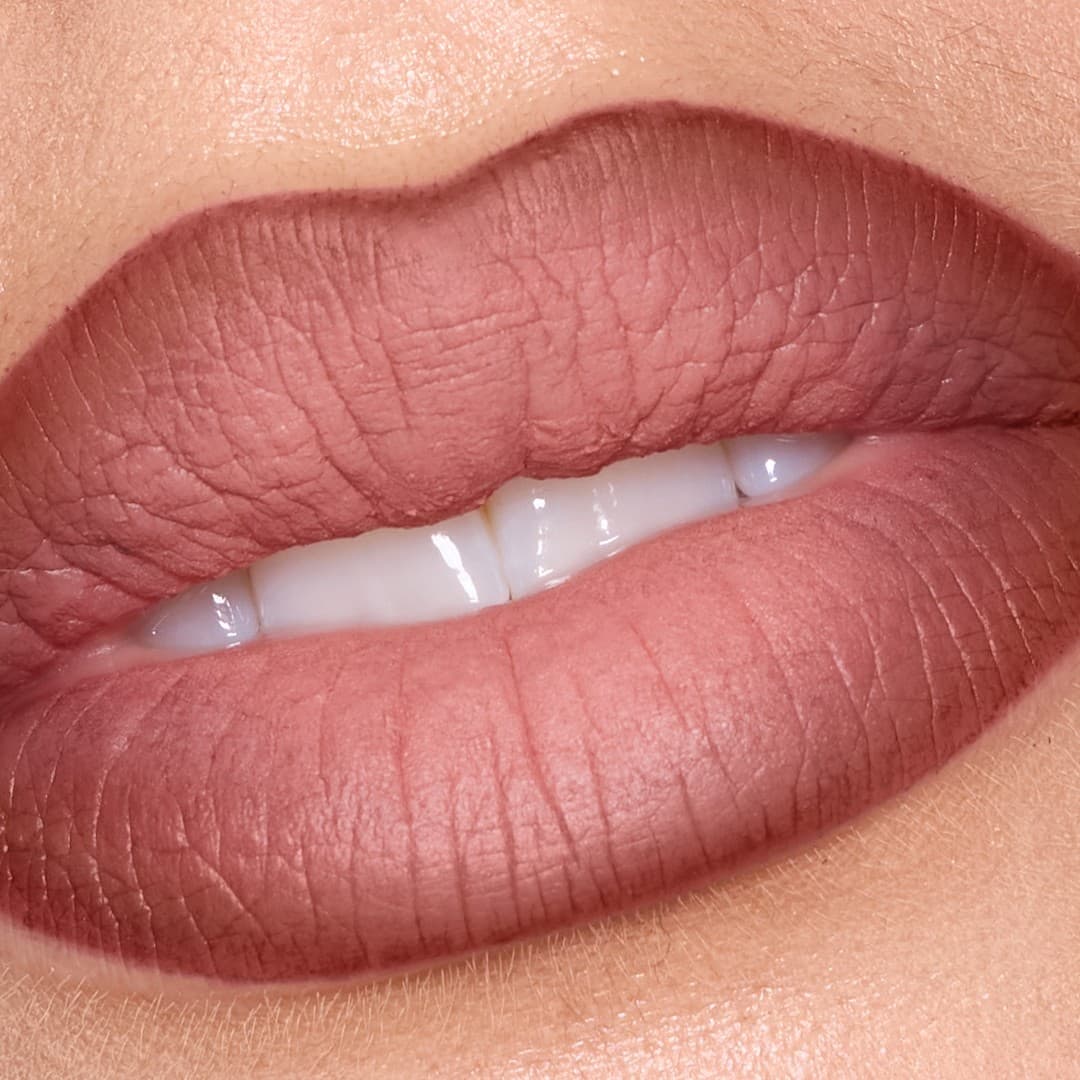 Huda Beauty · Product Image ad