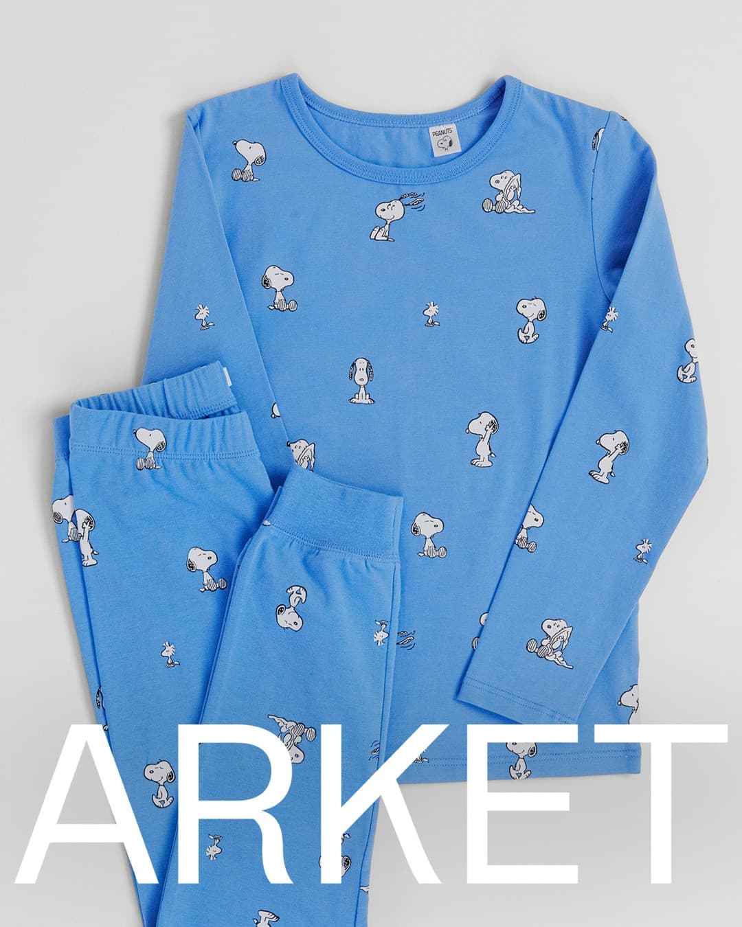 ARKET · Flatlay ad