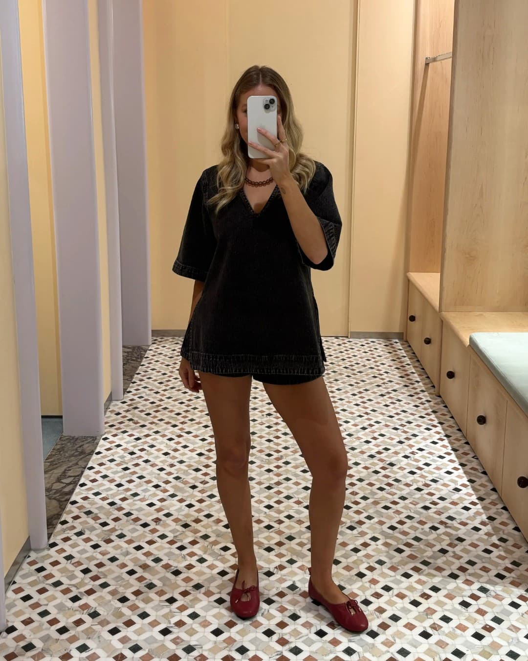 VRG GRL · UGC Selfie ad
