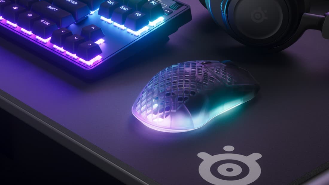 SteelSeries · Flatlay ad